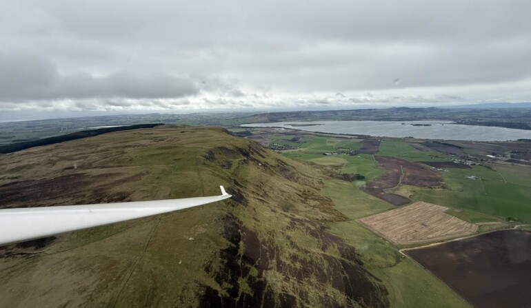 Familiar view at Portmoak (Simon Leeson)