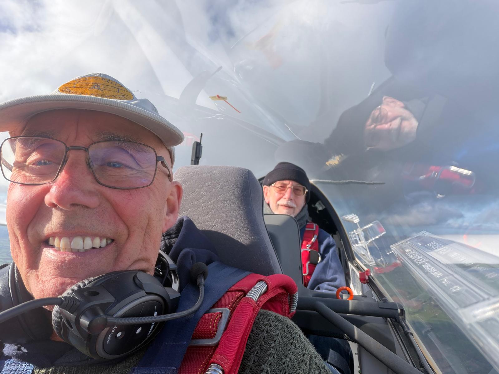 Ian Mitchell and Pete Harmer in OL (Ian Mitchell)