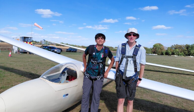 Junior members Adam Smyth and Arthur Lean convert to K6cr DRE (Jill Harmer)