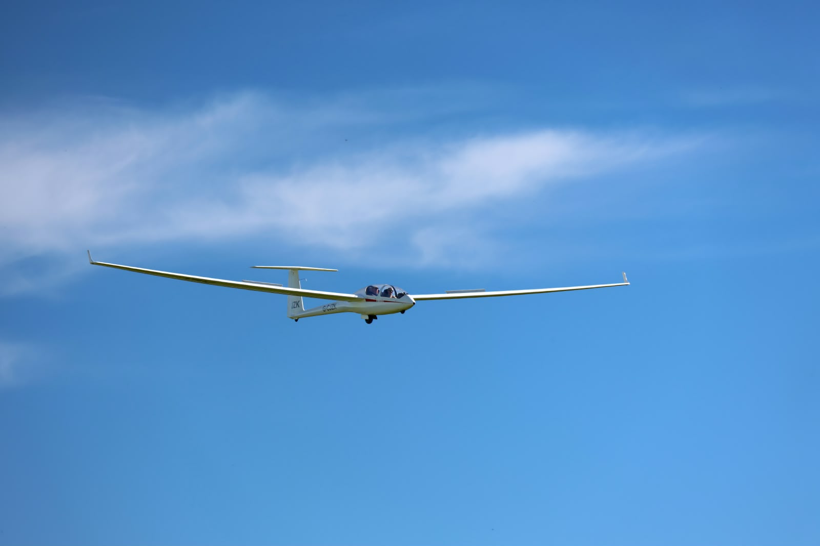 DG505 on approach (Amanda Jordy)